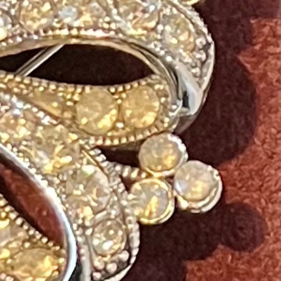Vintage Designer Brooch - Picture 4 of 11